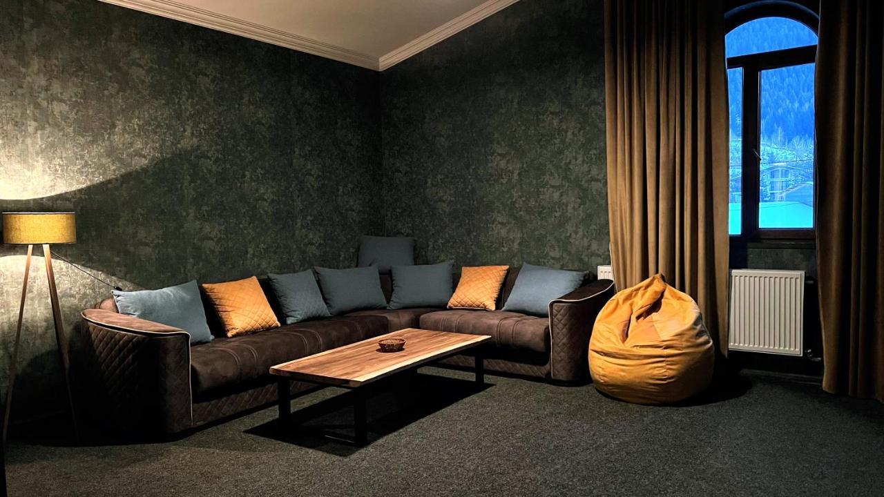 מסטיה Hotel Eden מראה חיצוני תמונה