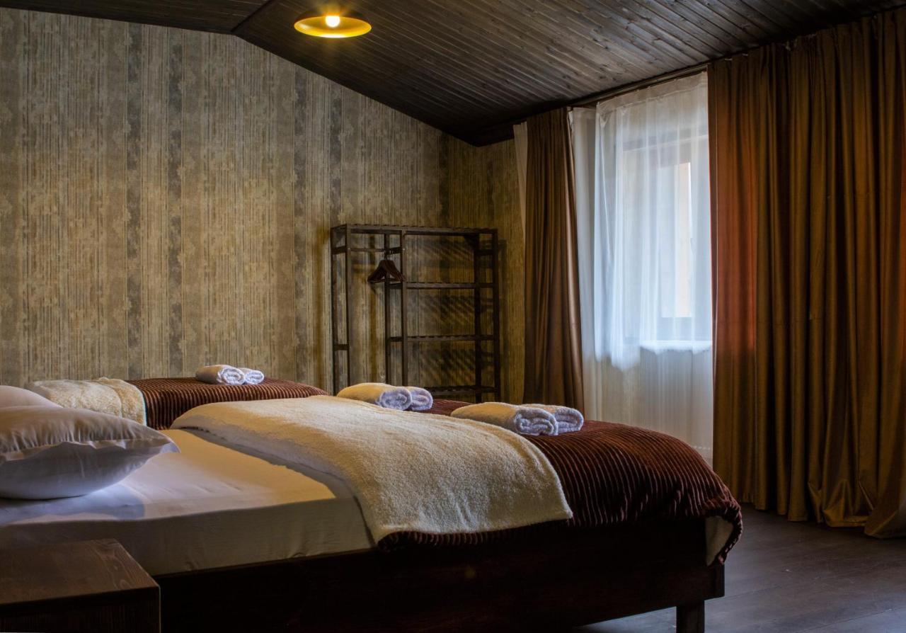 מסטיה Hotel Eden מראה חיצוני תמונה