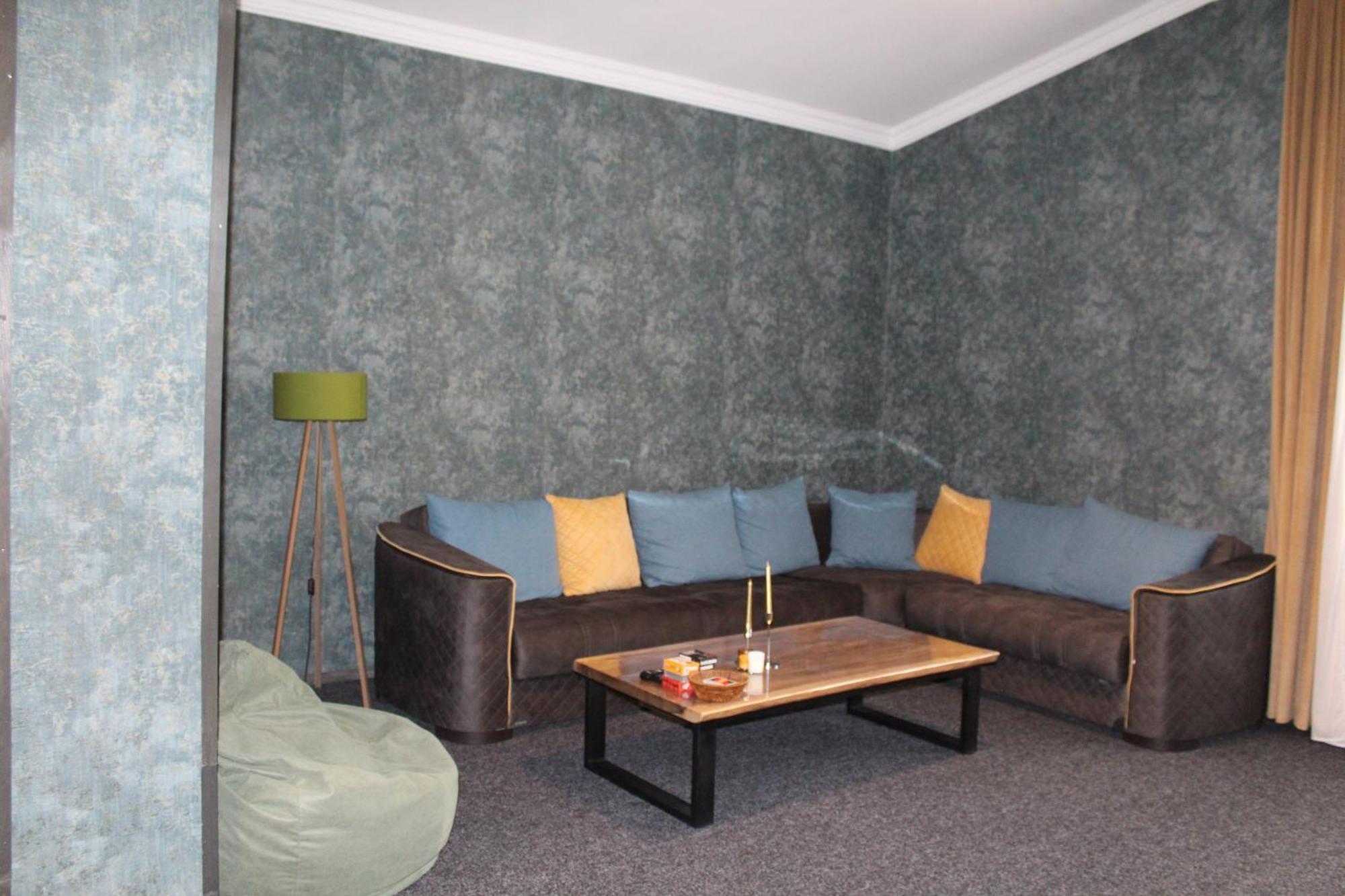 מסטיה Hotel Eden מראה חיצוני תמונה